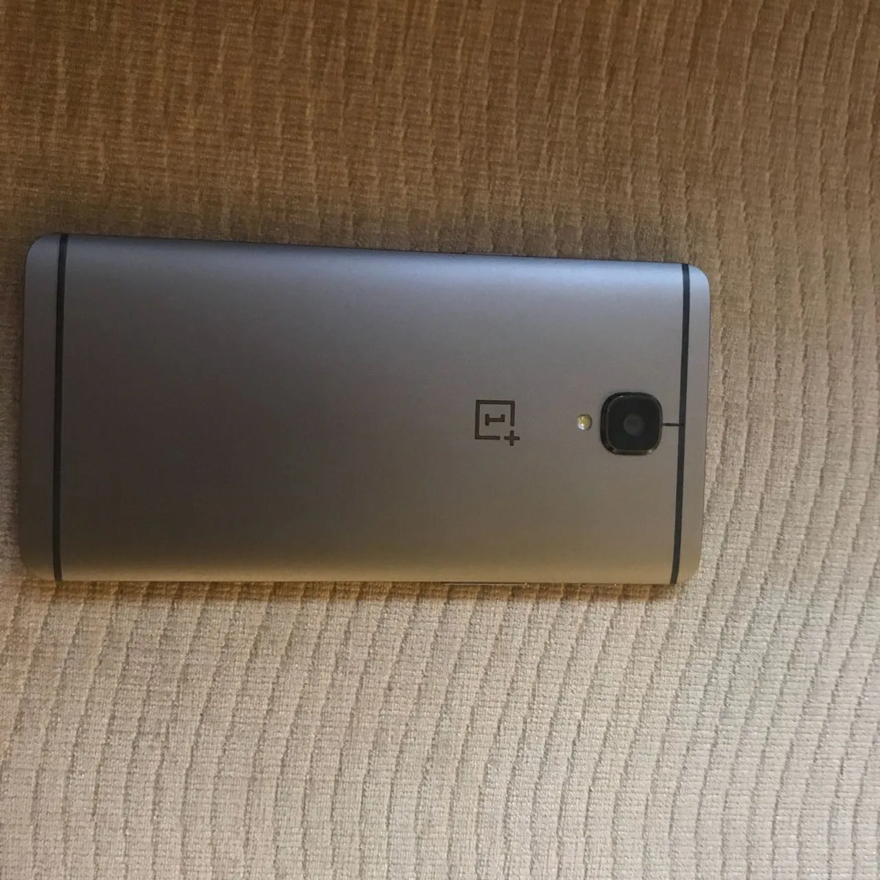 OnePlus 3T 6/64 Gunmetal in mint condition - photo 1